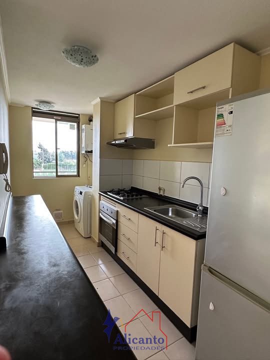 Departamento en venta Amoblado, Condominio Los Tamarindos III