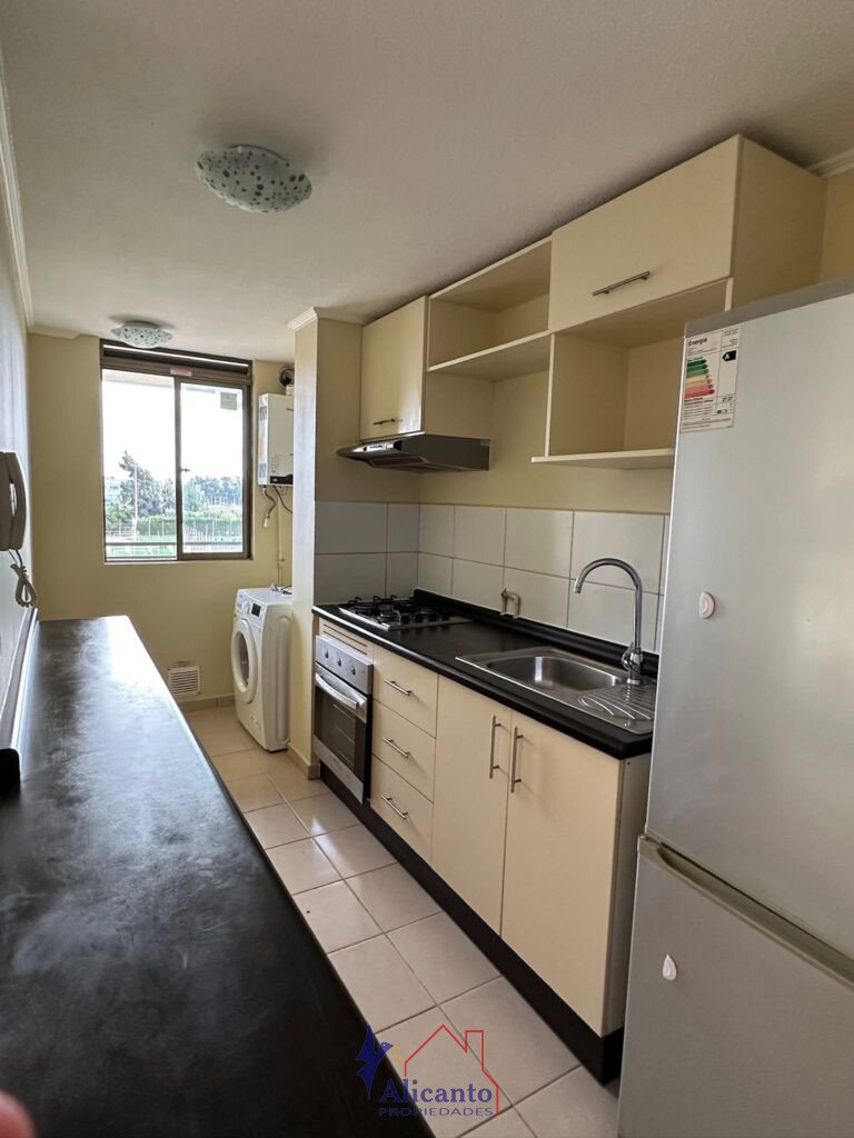 Departamento en venta Amoblado, Condominio Los Tamarindos III