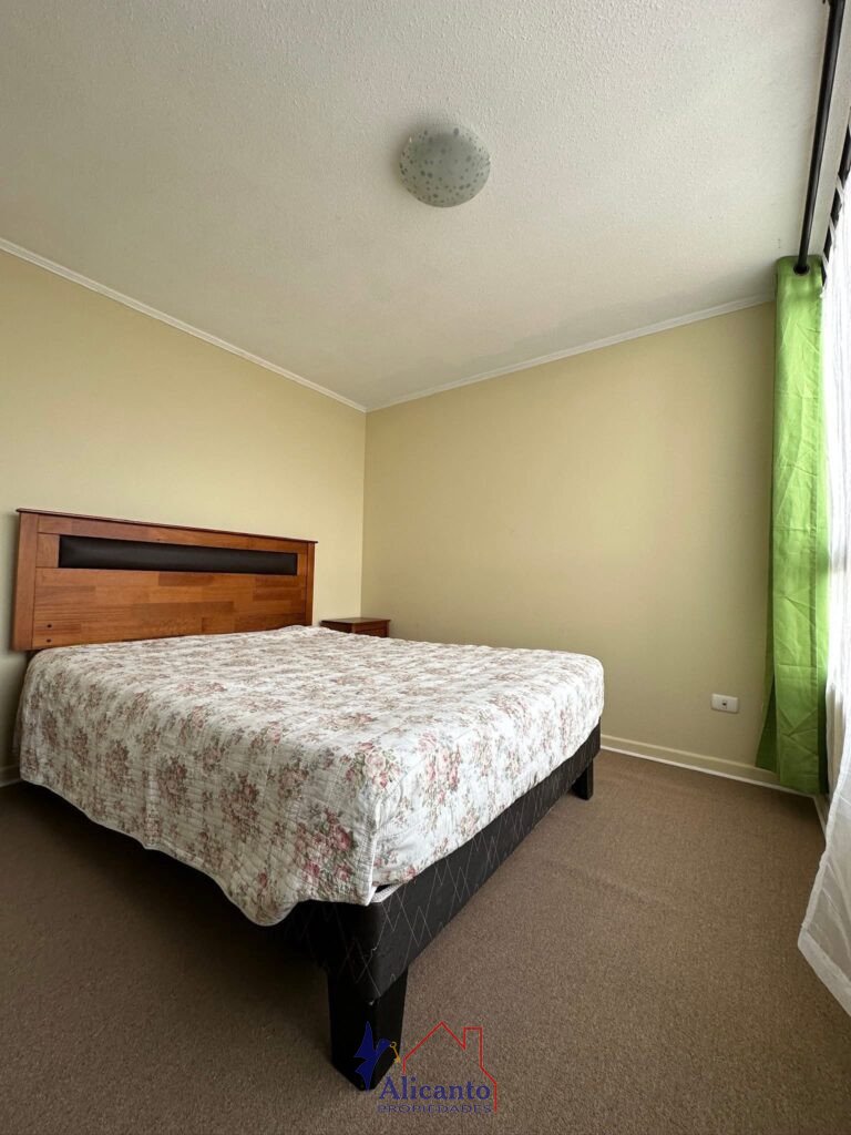 Departamento en venta Amoblado, Condominio Los Tamarindos III