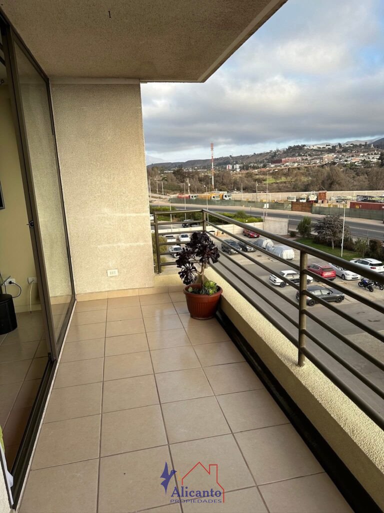 Departamento en venta Amoblado, Condominio Los Tamarindos III