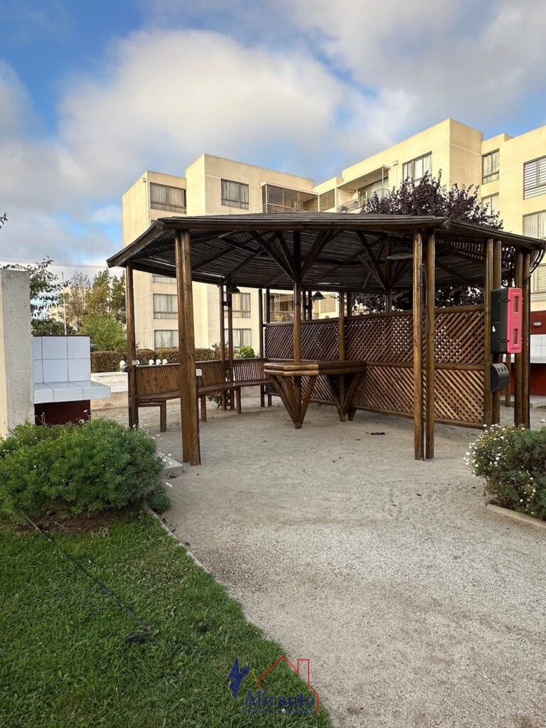 Departamento en venta Amoblado, Condominio Los Tamarindos III
