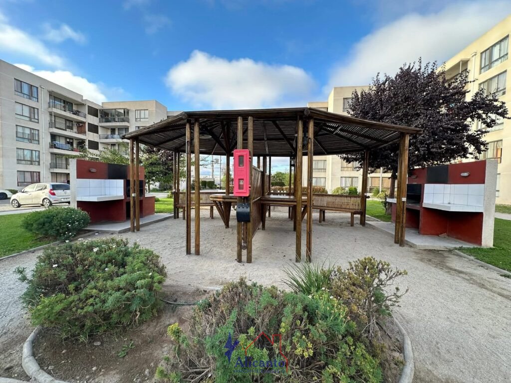 Departamento en venta Amoblado, Condominio Los Tamarindos III