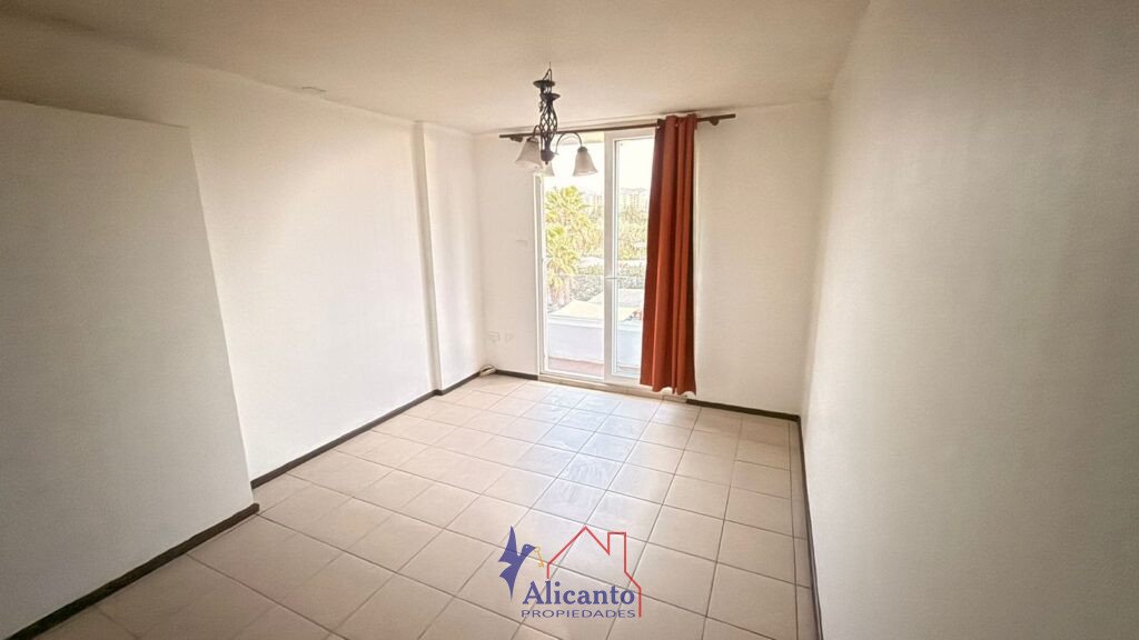 Departamento en Condominio Espacio Uno.